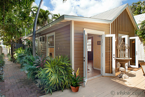 Secret Courtyard Cottage Key West Vacation Rental